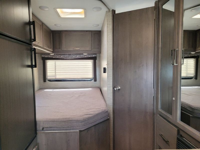 2024 Thor Motor Coach Four Winds 22E - Image 8