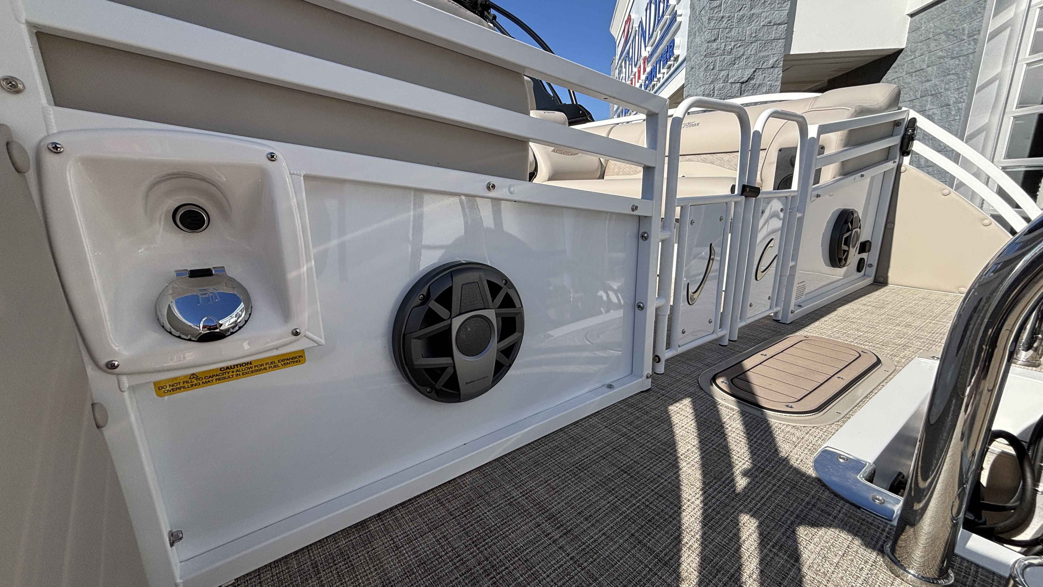 2026 JC Tritoon NepToon 25TT Sport - Image 2