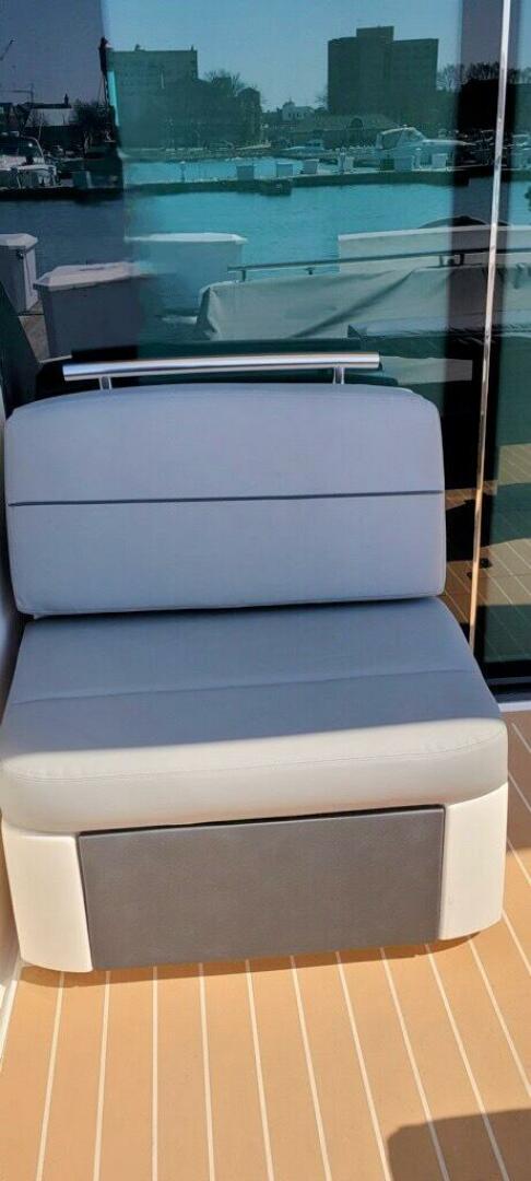 2014 Tiara Yachts 50 Coupe - Image 17