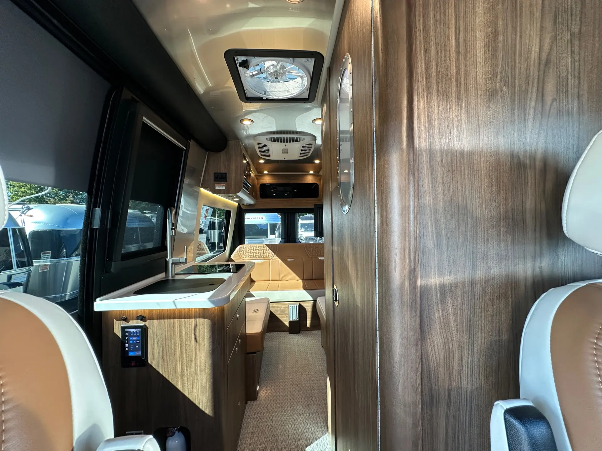 2027 Airstream Interstate 19GTX - Image 17