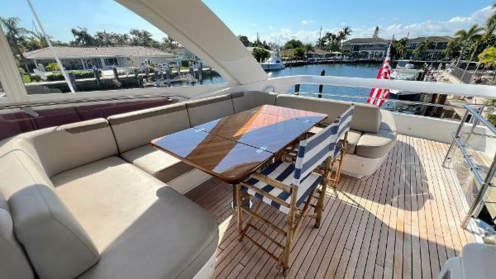 2019 Princess F62 - Image 33