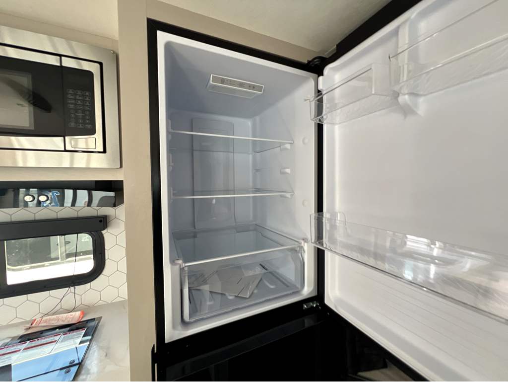 2026 JAYCO JAY FEATHER AIR 19MBS - Image 11