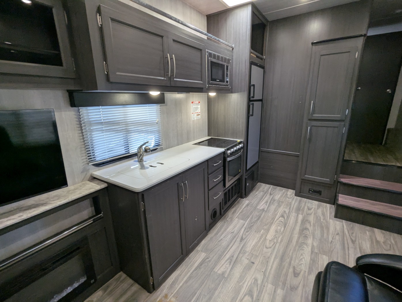 2022 Genesis Supreme SUPREME 28SAWL - Image 22