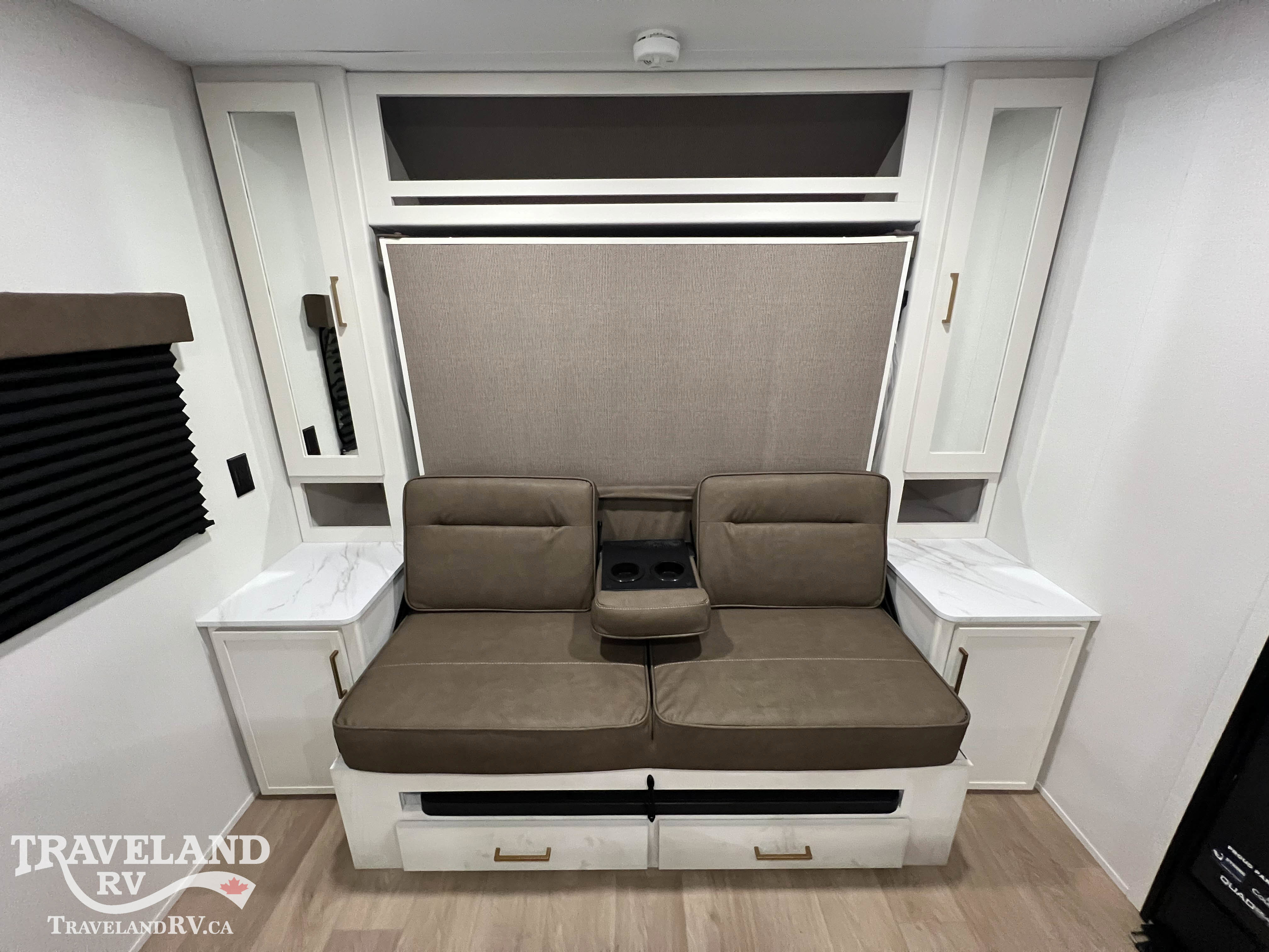 2026 Grand Design Transcend ONE 151RB - Image 11