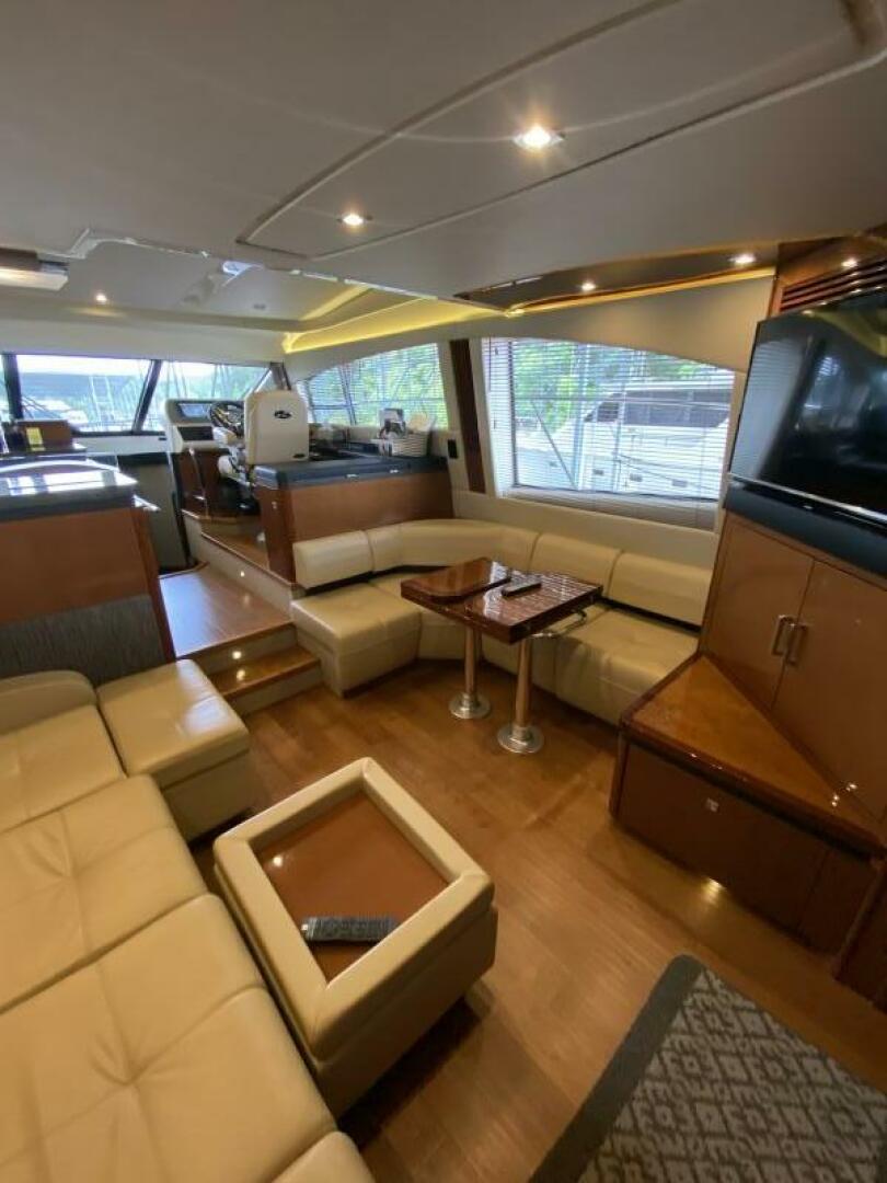 2016 Sea Ray 510 FLY - Image 13