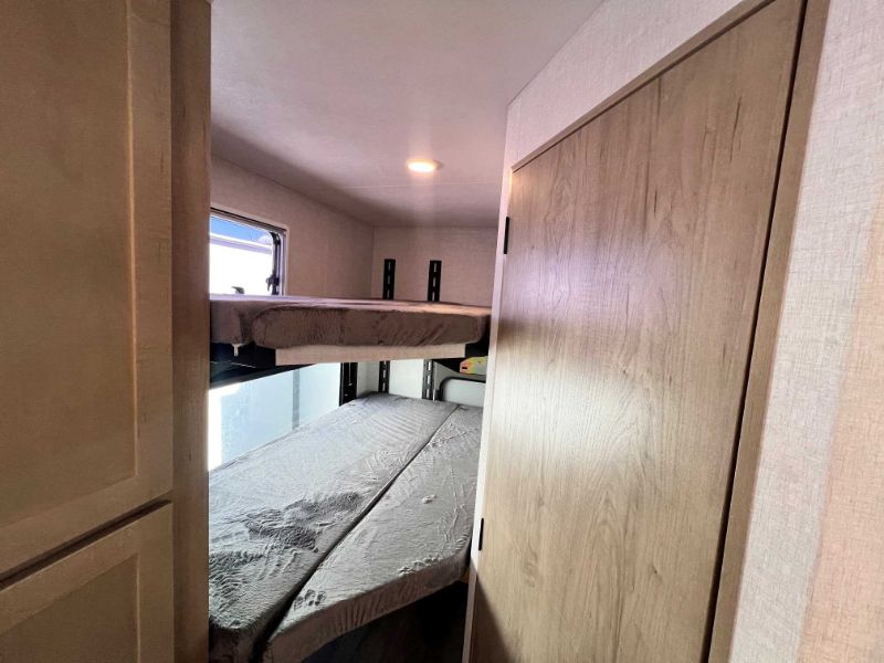 2027 Ember RV Touring Edition 2200ETL - Image 12