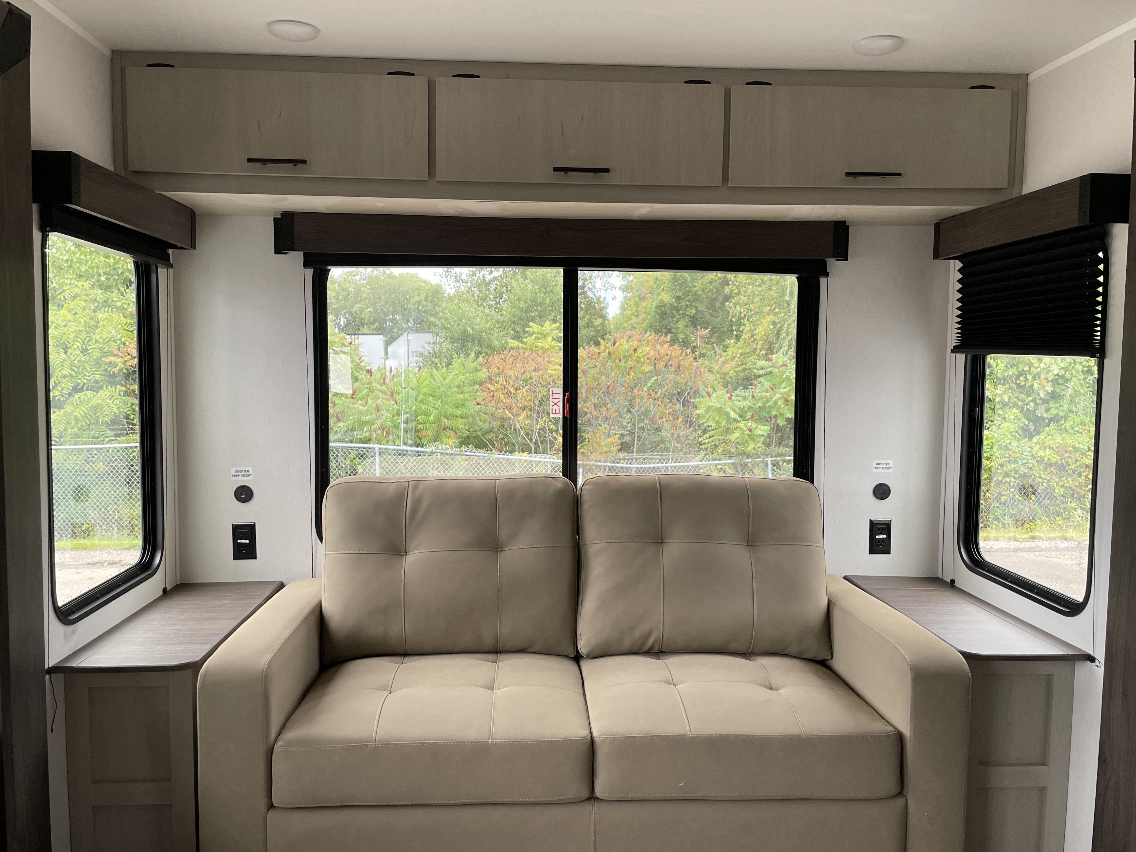 2027 Forest River Cherokee Alpha Wolf 28RLX - Image 8