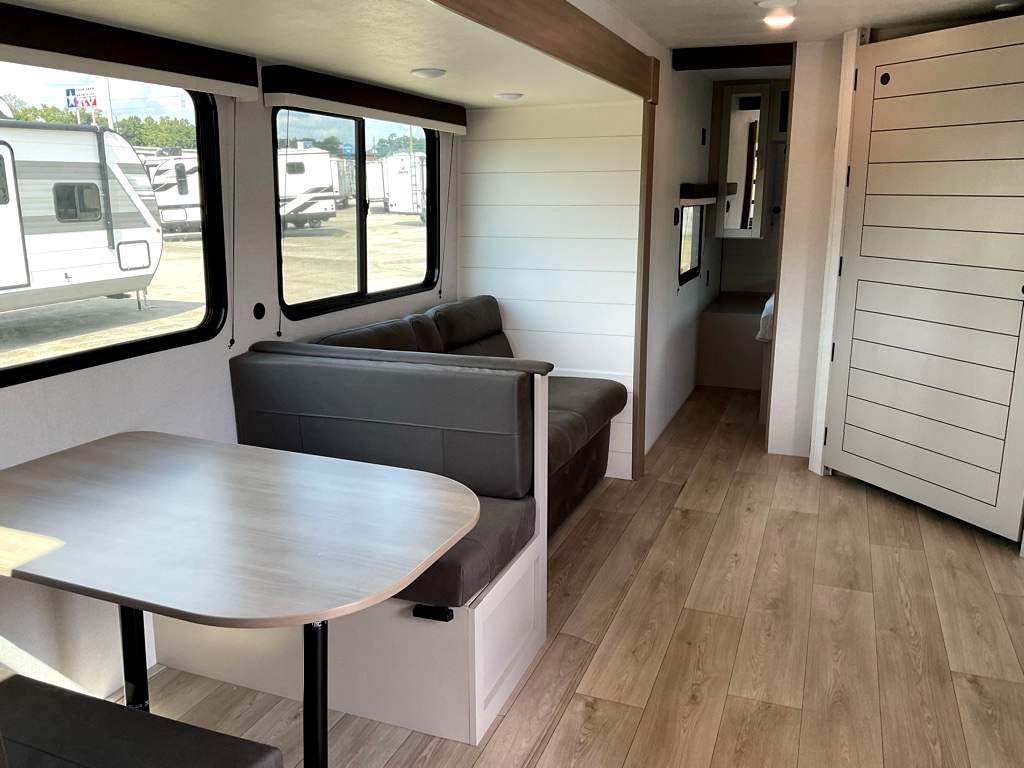 2027 JAYCO Jay Flight 263BHS - Image 8