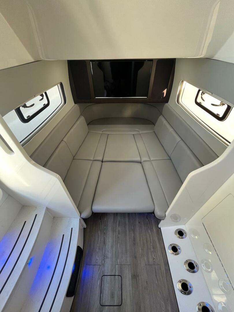 2018 Scout 380 LXF - Image 57