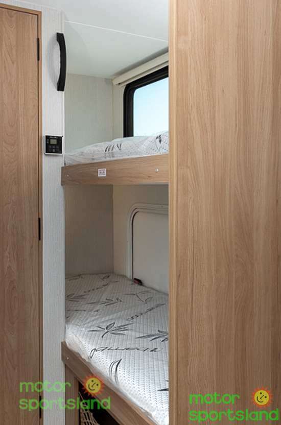 2027 Winnebago Micro Minnie 2200Fbh - Image 21