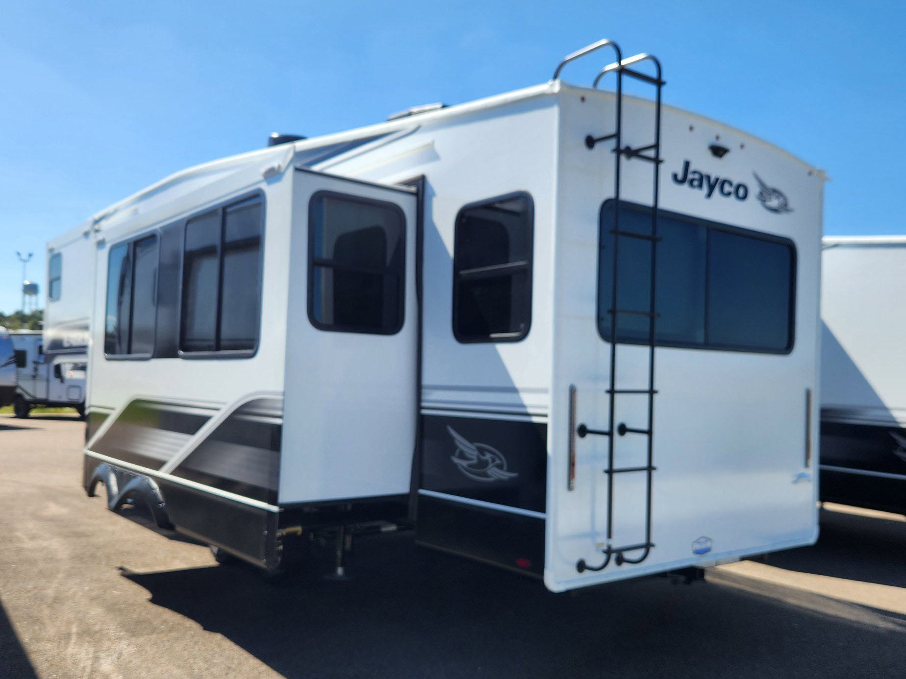2026 JAYCO EAGLE HT 28CRT - Image 3