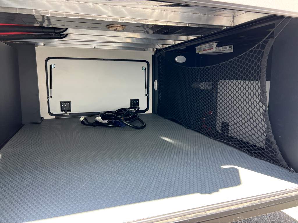 2026 VENTURE RV SPORTTREK 354VBH - Image 24