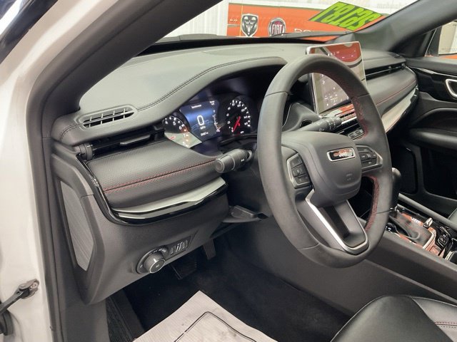 2025 Jeep Compass Trailhawk 4x4 - Image 12