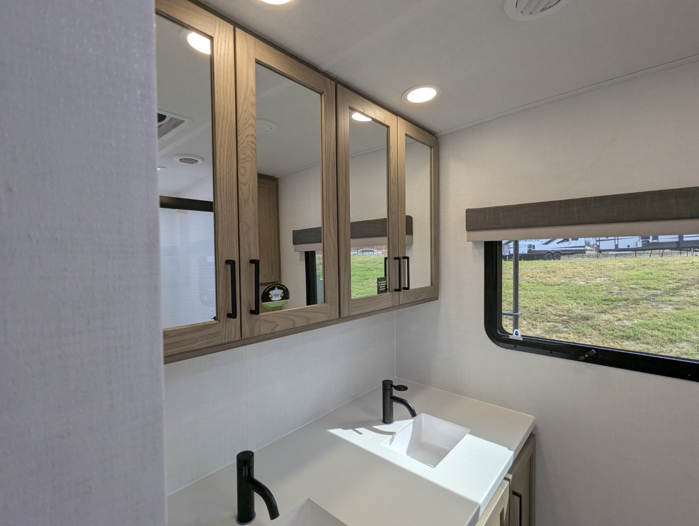 2026 Forest River Rockwood Signature 8263MBR - Image 24