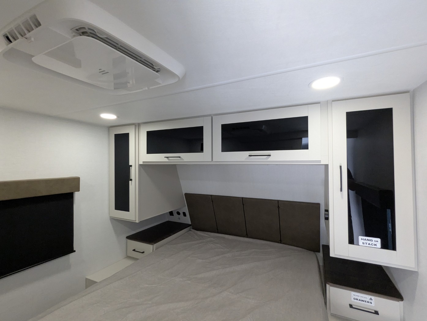 2027 Alliance RV Delta Ultra Lite BH255 - Image 12
