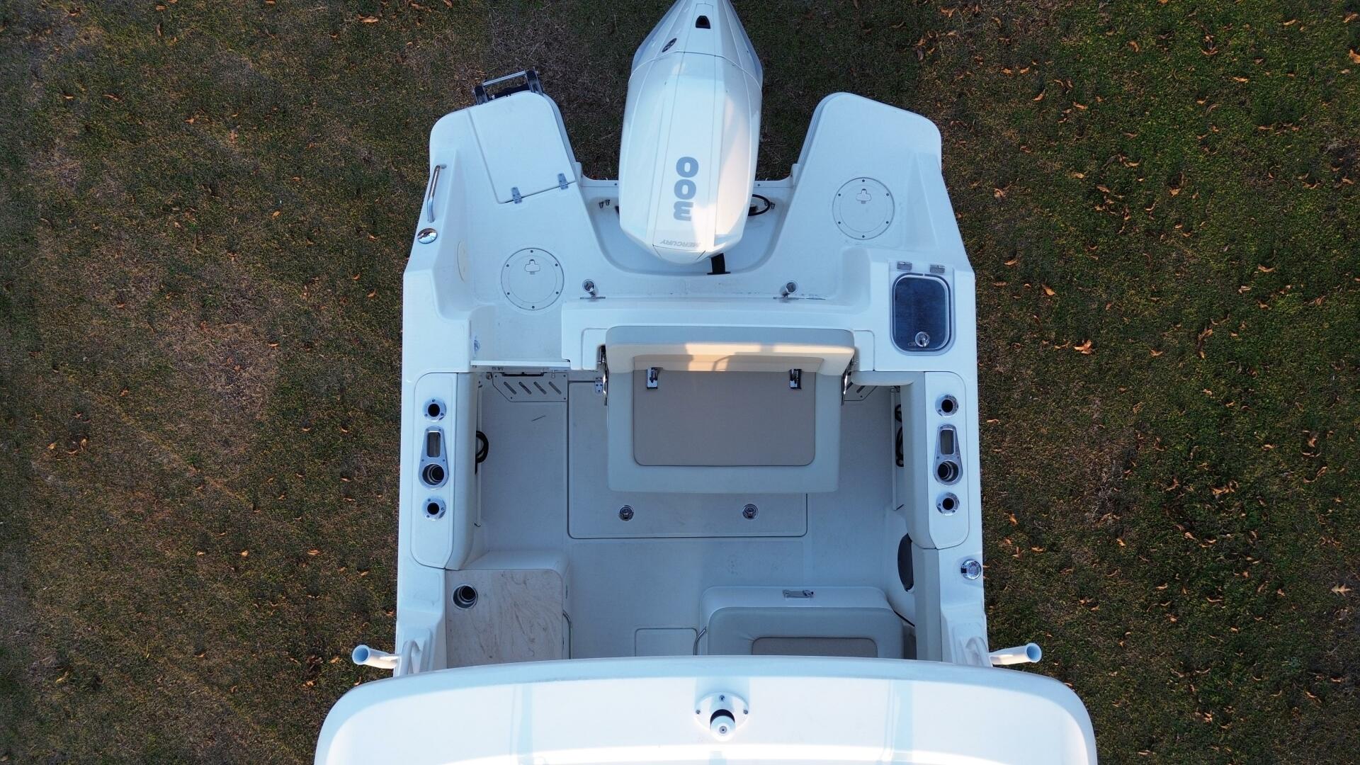 2023 Boston Whaler 240 Vantage - Image 73