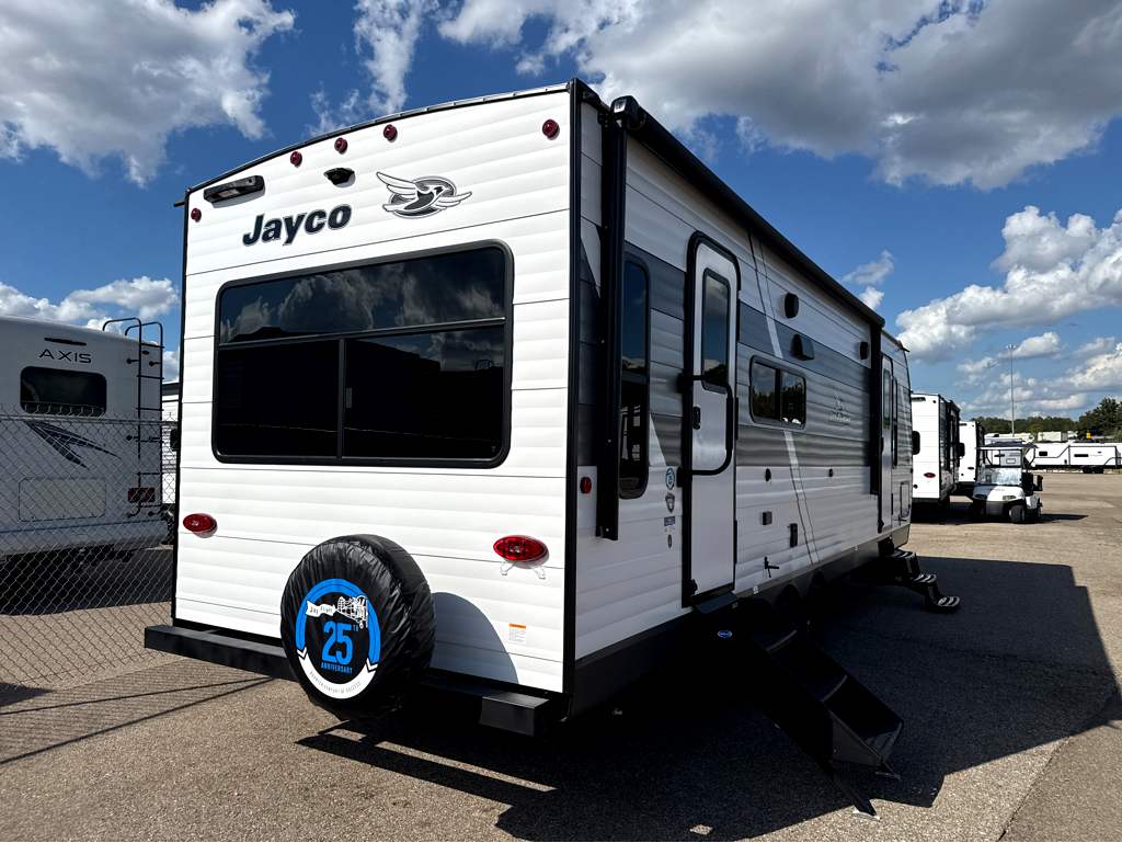 2027 JAYCO JAY FLIGHT 262RLS - Image 4