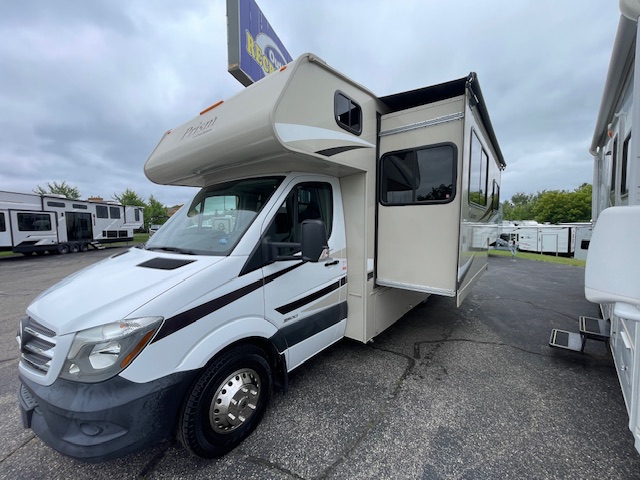 2016 COACHMEN PRISM 2200LE - Image 5