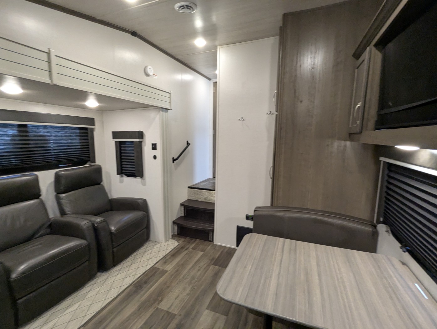 2023 Keystone Cougar Sport 2100RK - Image 8