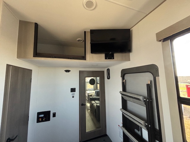 2026 Grand Design Momentum M-Class 395MS - Image 22