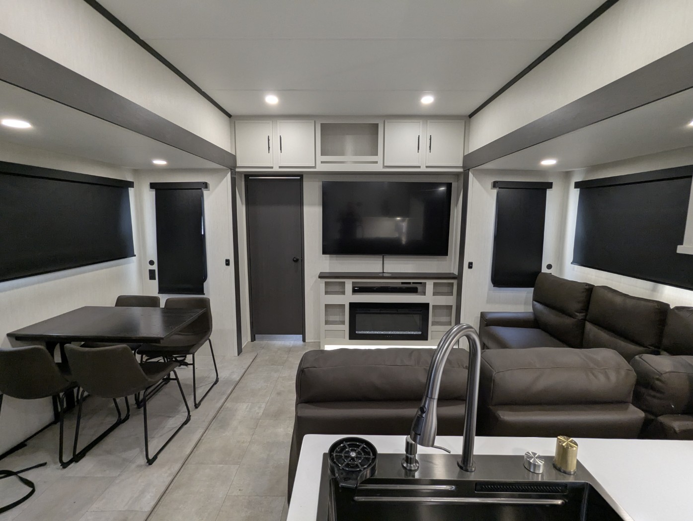 2026 Forest River CRUSADER 2SUITE - Image 20