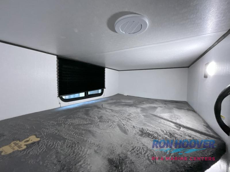 2025 COACHMEN SPIRIT 26BH - Image 23