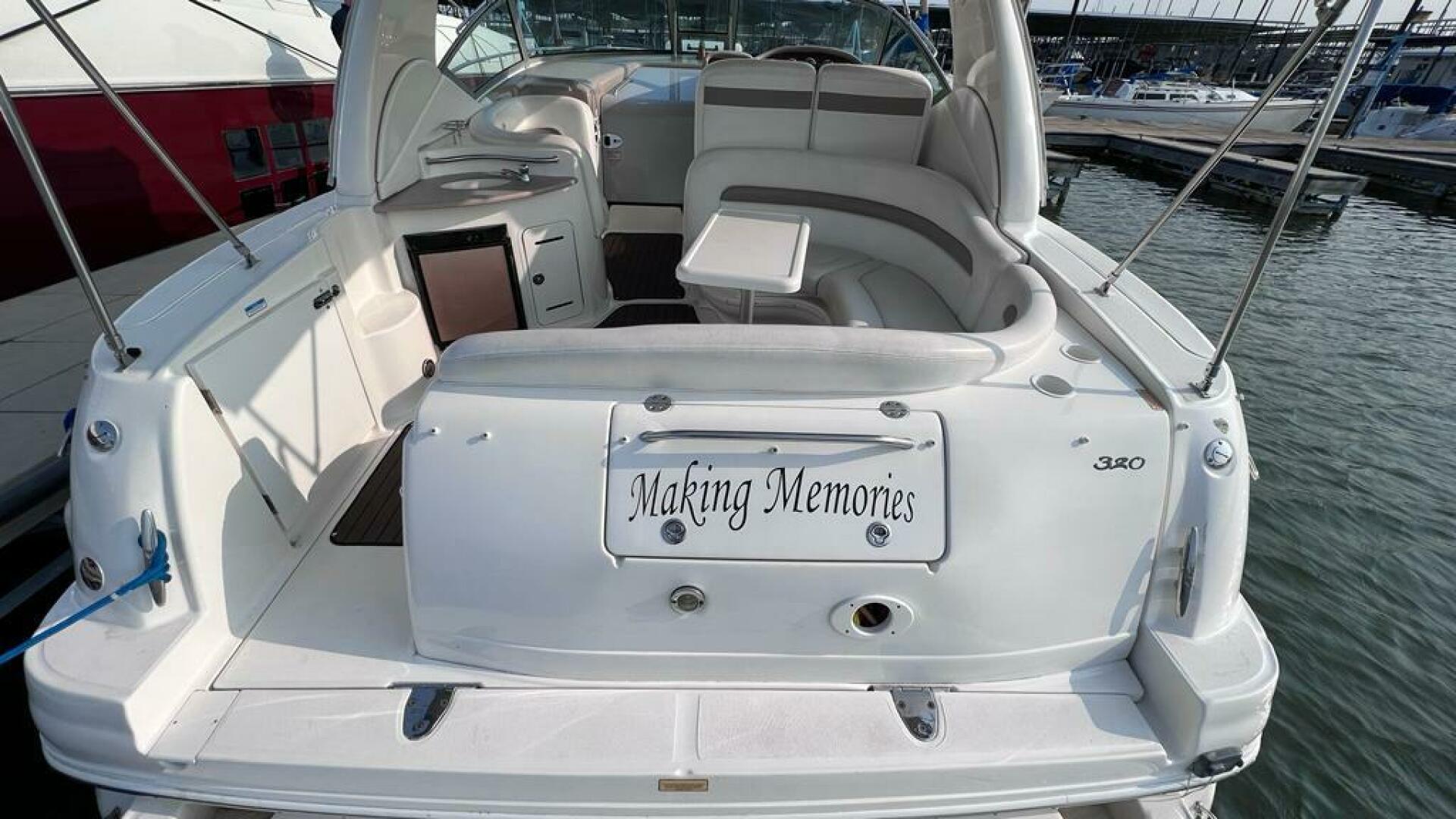2005 Sea Ray Sundancer 320 - Image 14