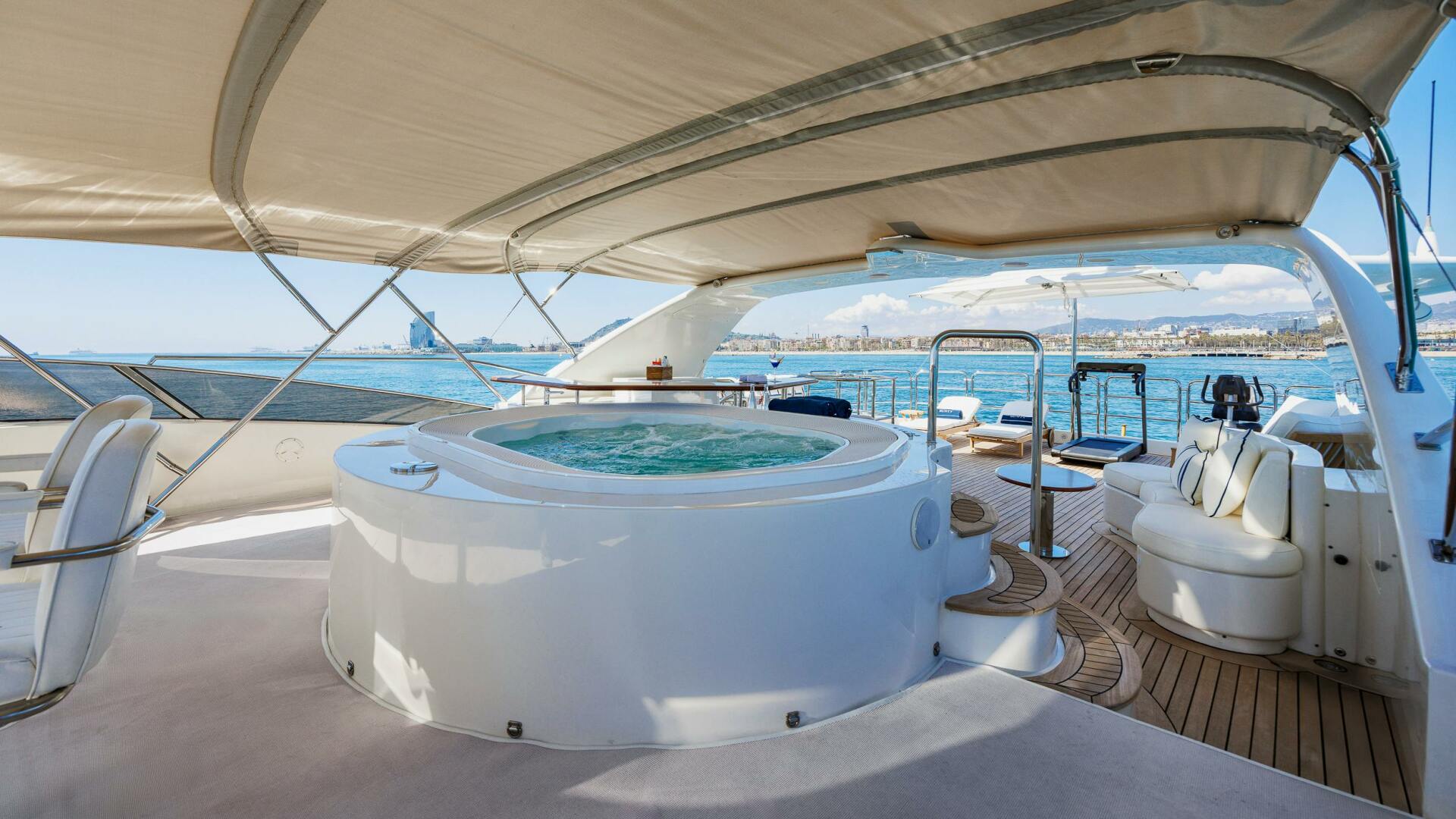 2009 Benetti Benetti Classic 120 - Image 10