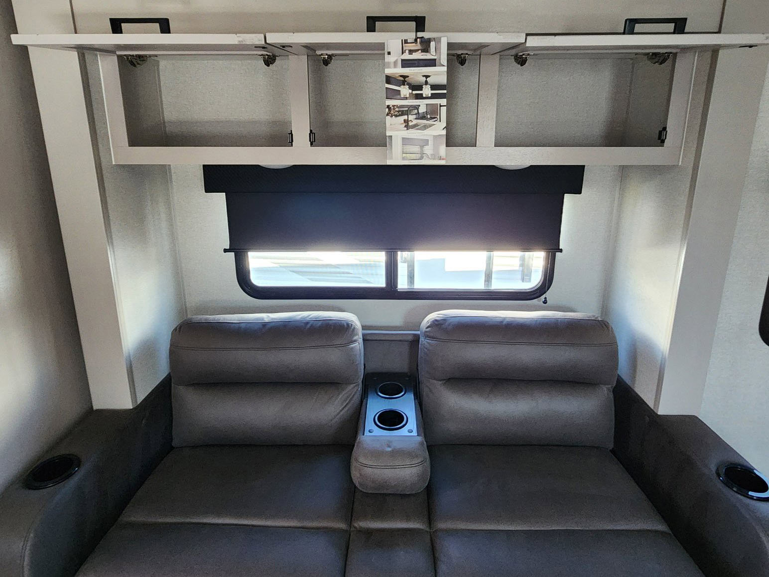 2026 JAYCO JAY FEATHER AIR 18FBS - Image 11