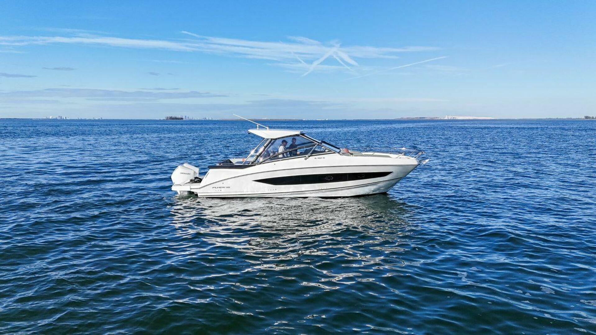 2020 Beneteau Flyer 10 - Image 2