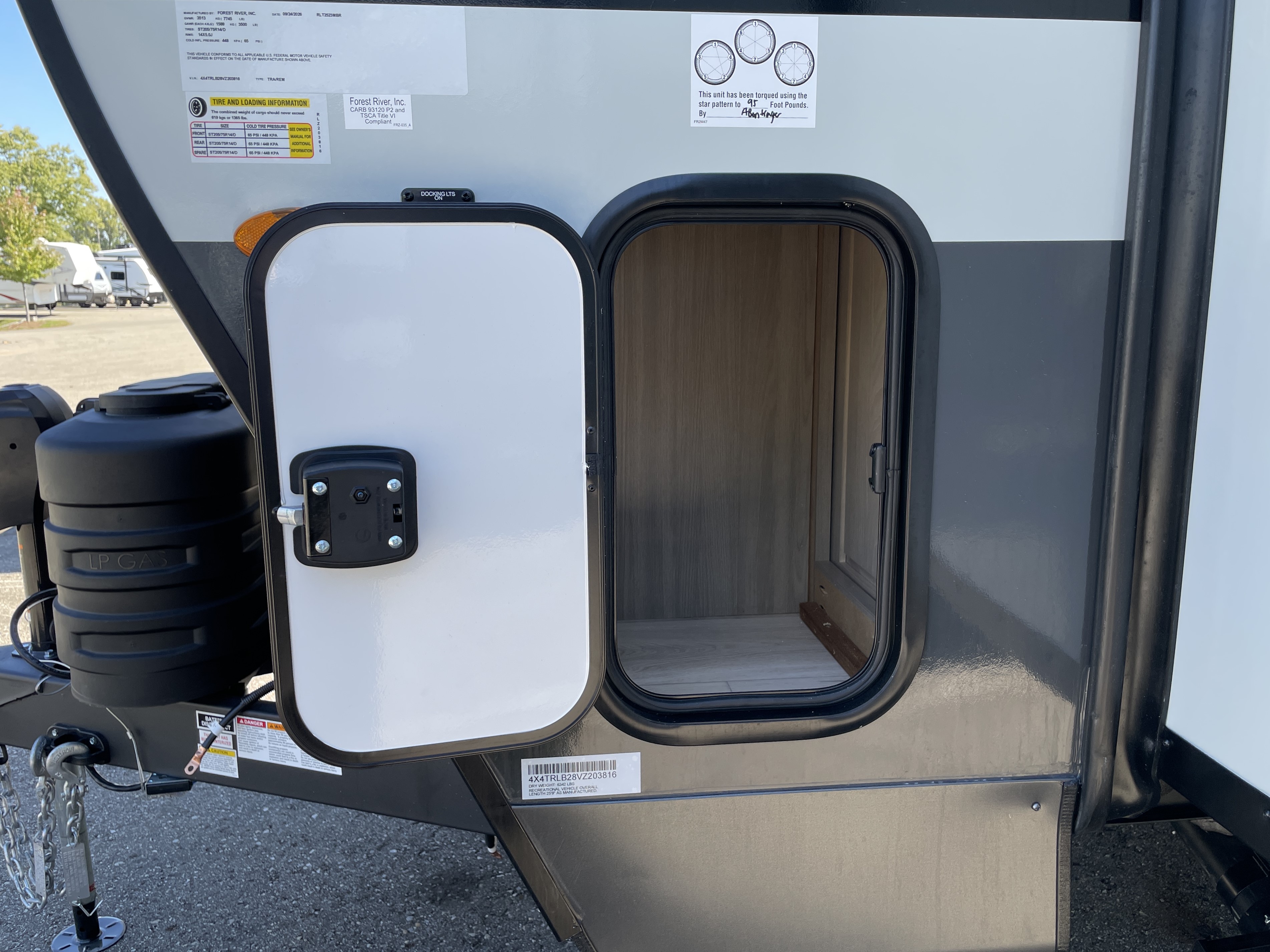2027 Forest River Rockwood Mini Lite 2523MBR - Image 7