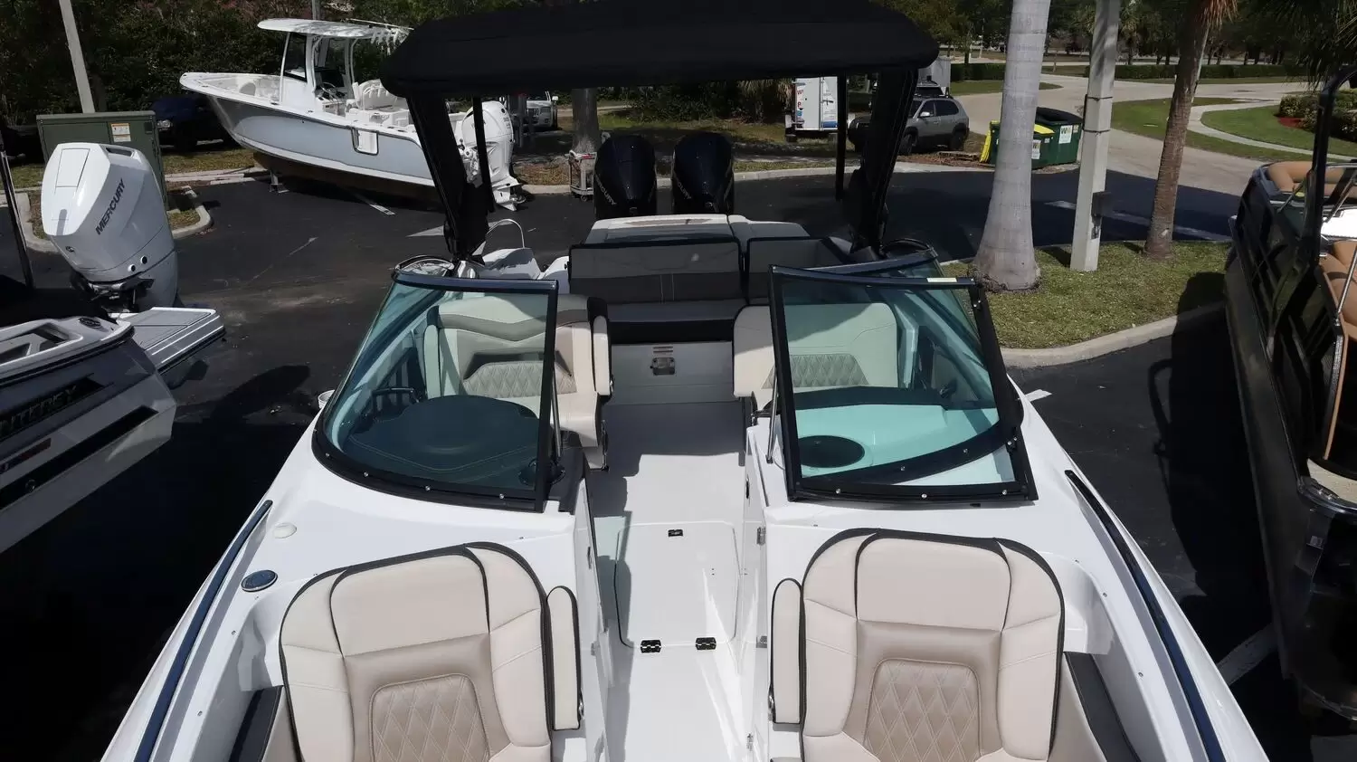 2024 MONTEREY 305SS - Image 16