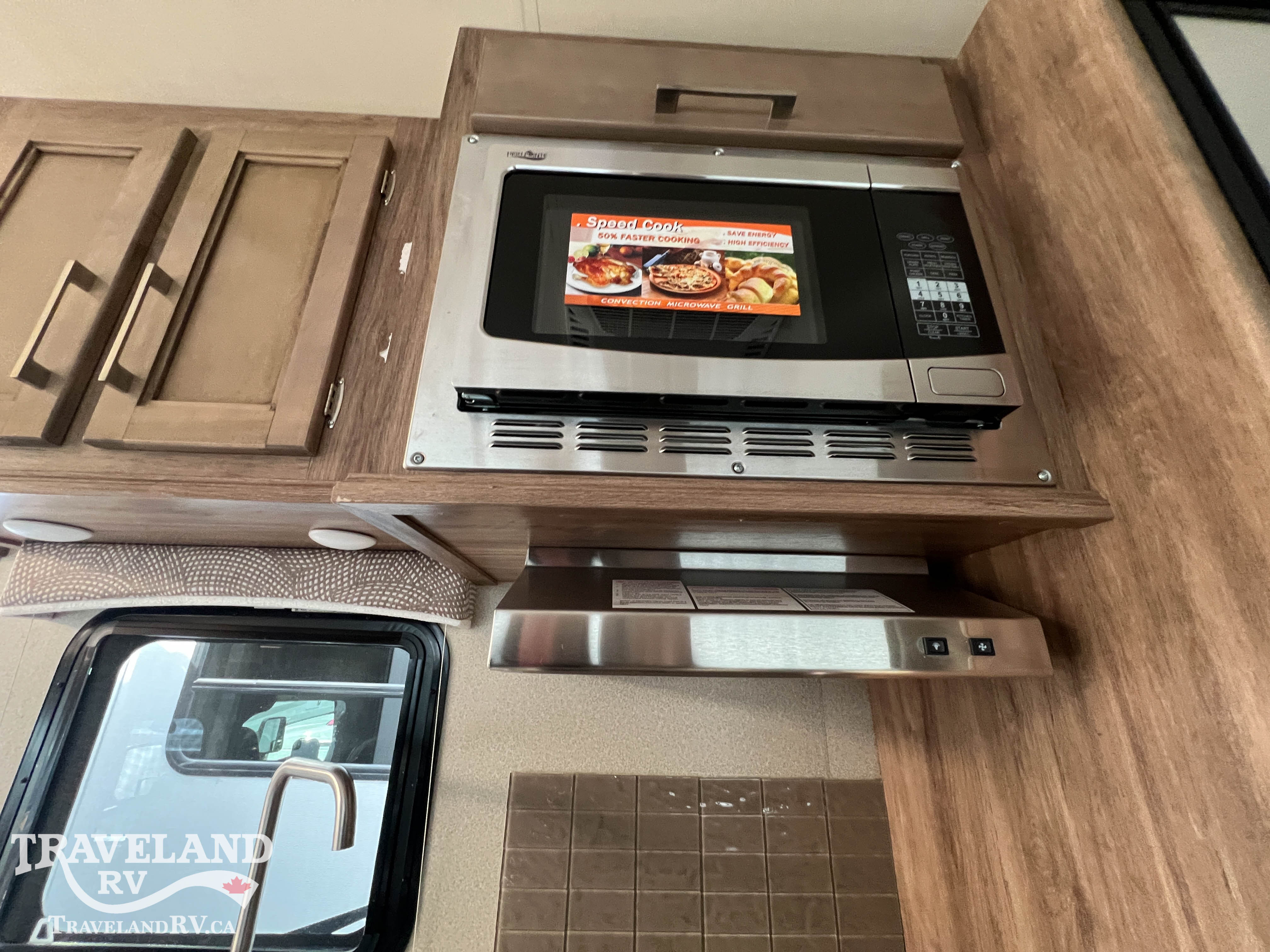 2019 Entegra Coach Odyssey 25R - Image 15