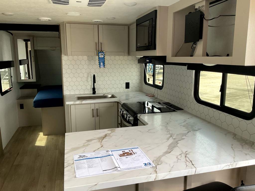 2027 JAYCO Jay Feather 25BH - Image 7