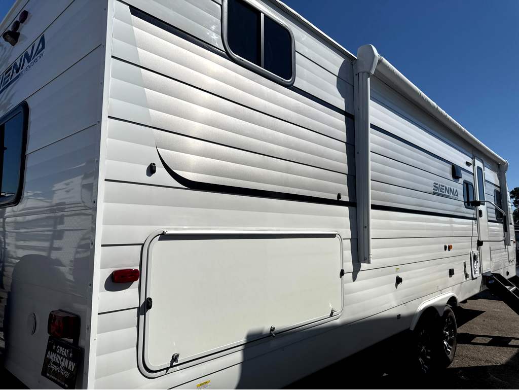 2025 VENTURE RV SIENNA 281VQB - Image 4