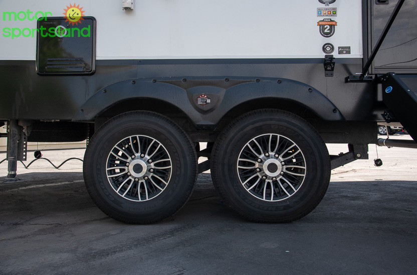2026 KZ RV Durango Half-Ton D286BHD - Image 21