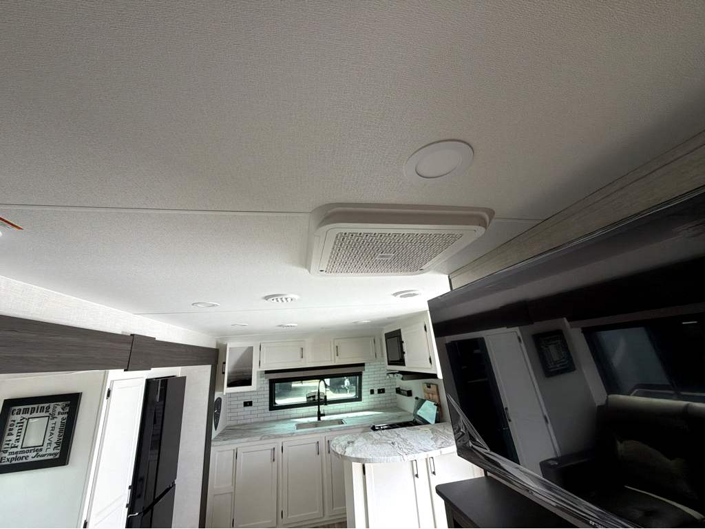 2026 VENTURE RV STRATUS 262VFK - Image 35