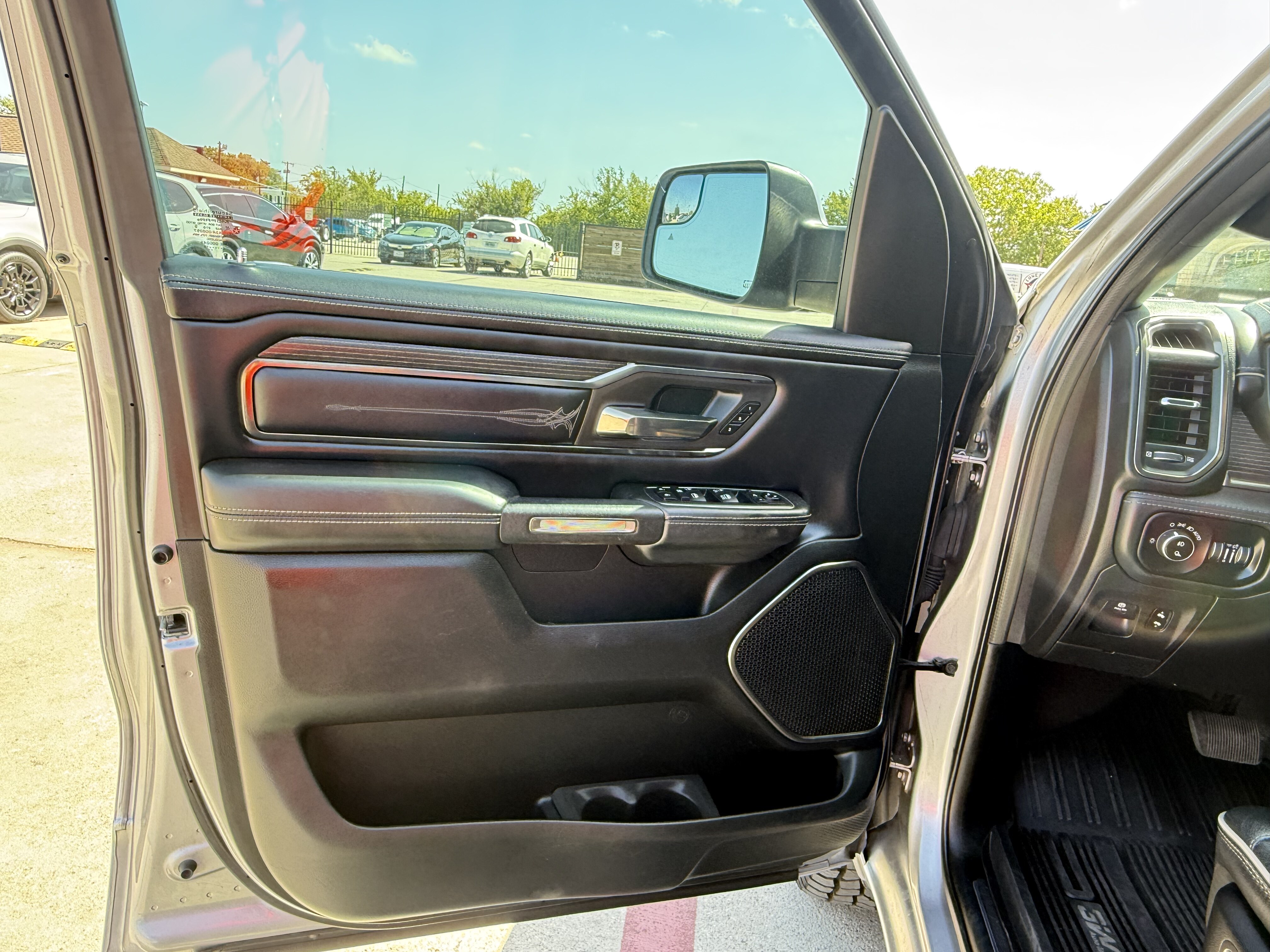 2019 Ram 1500 Pickup Crew Cab Bighorn/Lone Star 4WD - Image 17