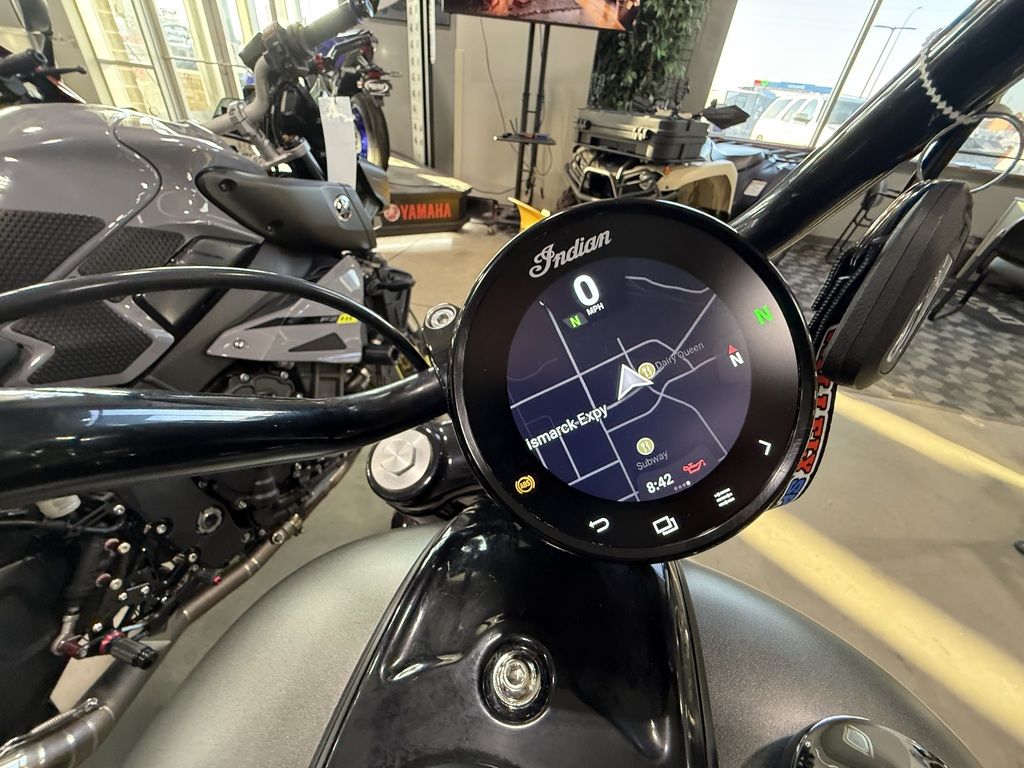 2022 Indian Motorcycle® Chief® Bobber ABS Black Metallic - Image 10