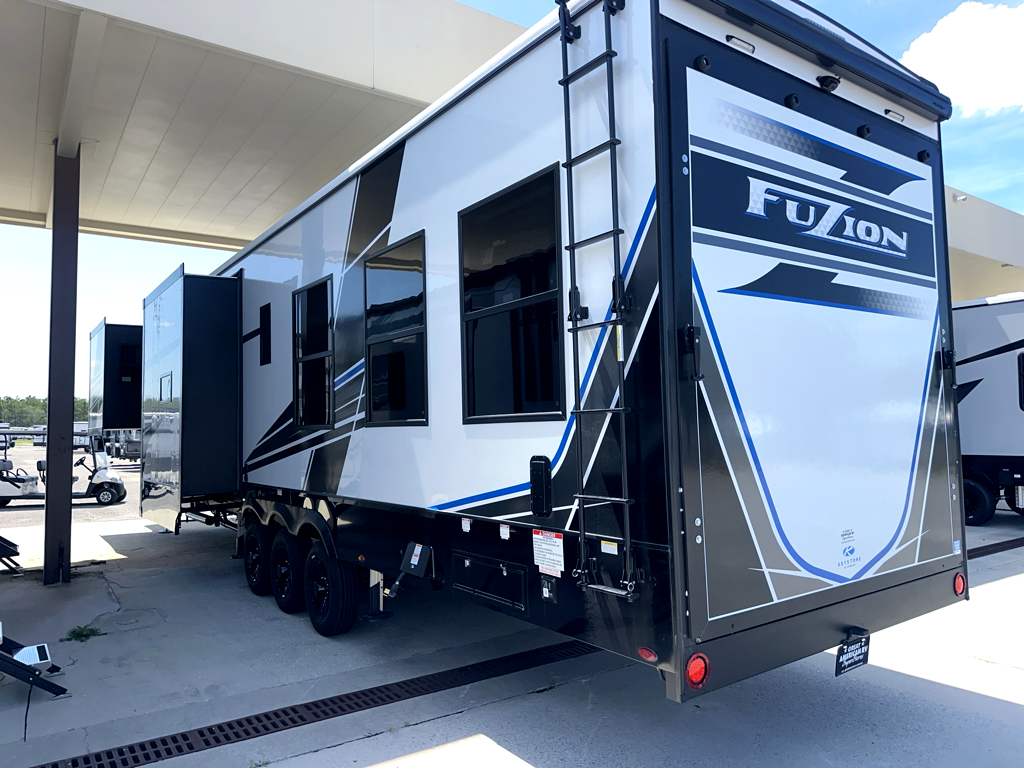 2025 Keystone FUZION 419 - Image 3