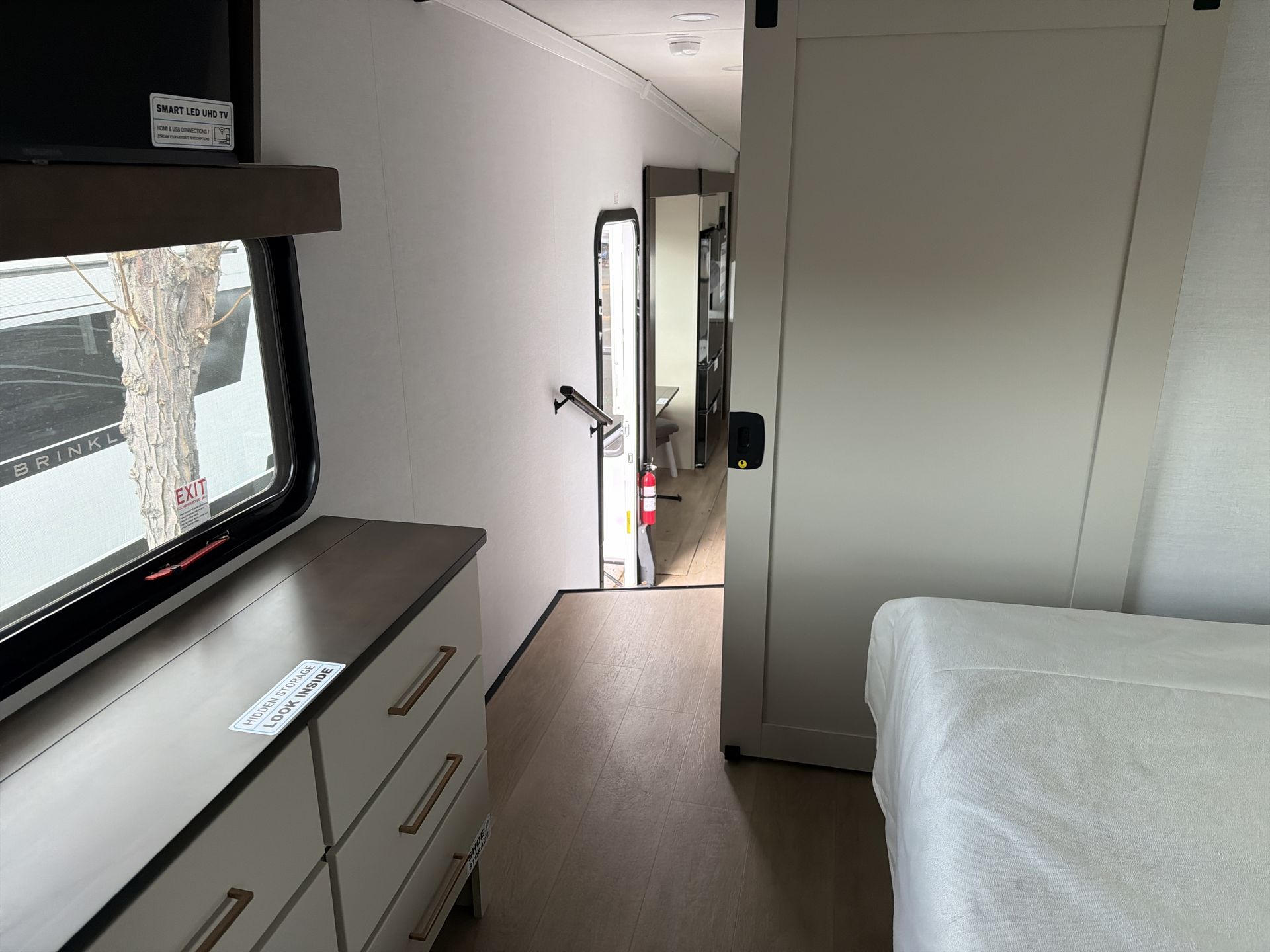 2027 Alliance RV Paradigm 312RK - Image 28