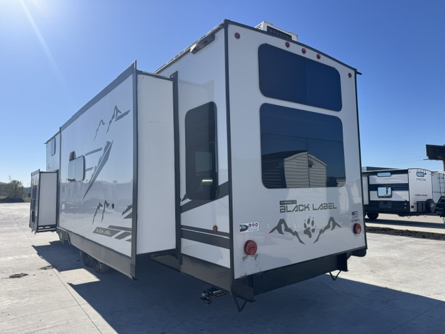 2023 CHEROKEE TIMBERWOLF 39DLBL - Image 5