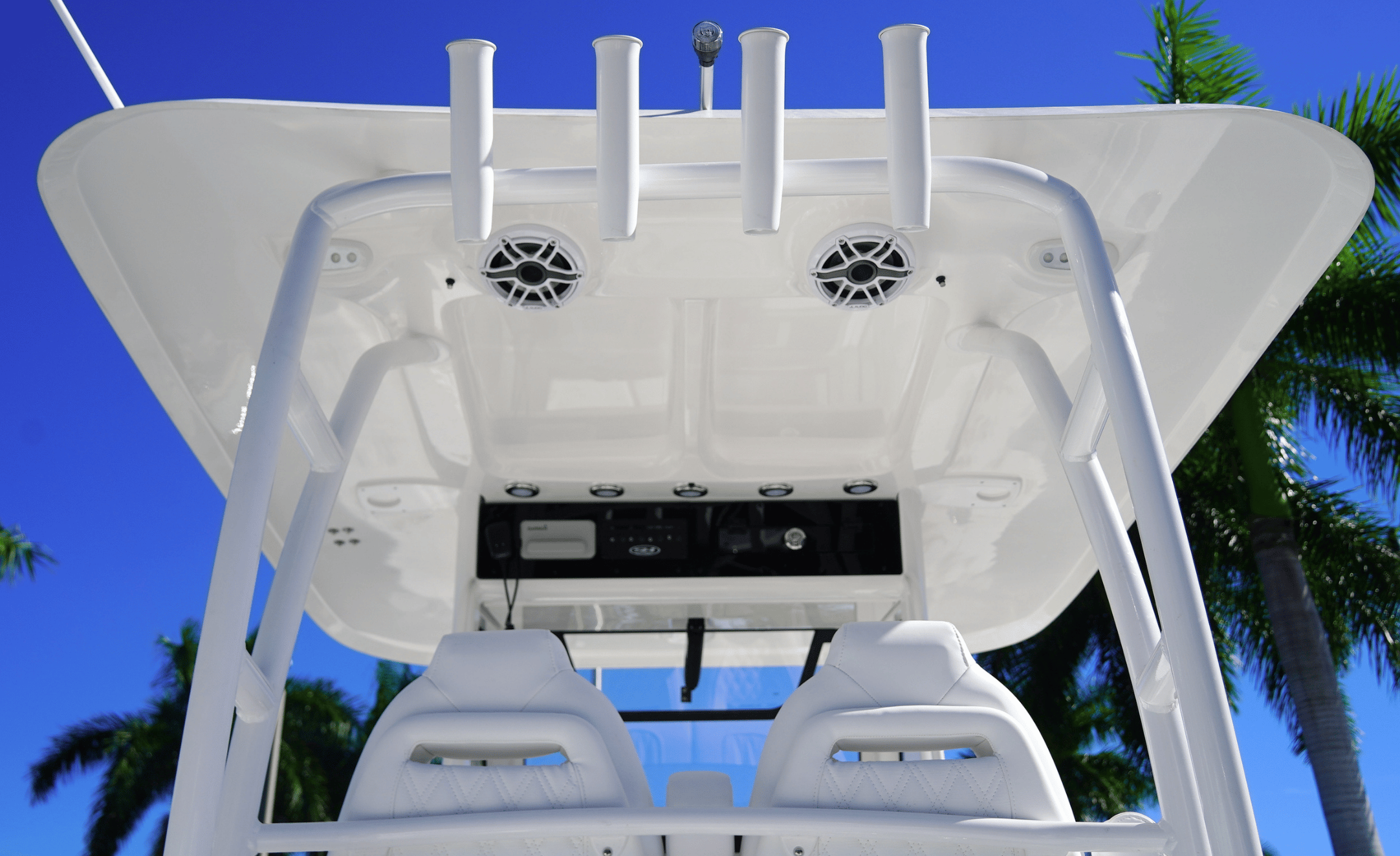 2027 SEA HUNT ULTRA 305SE - Image 35