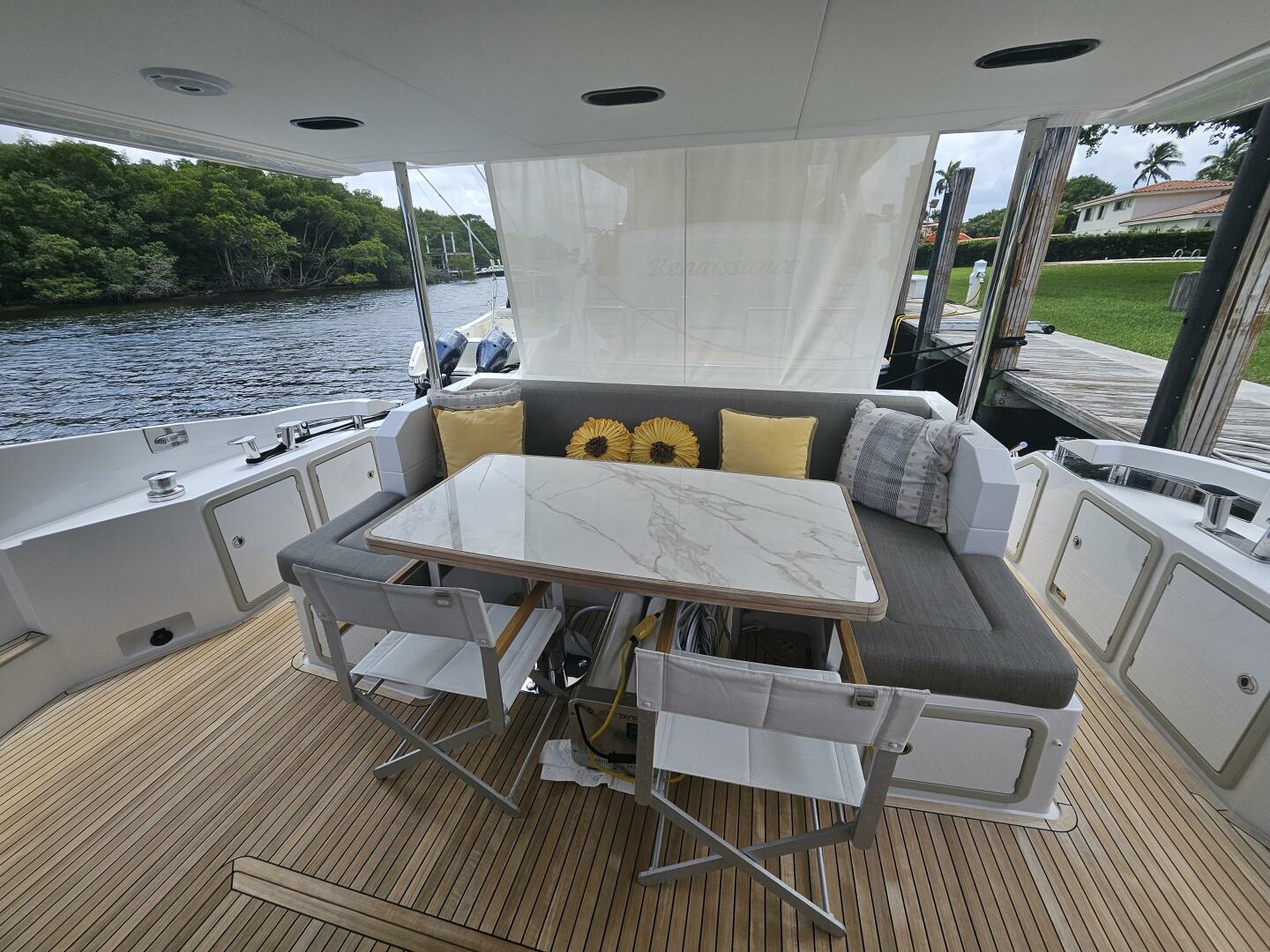 2022 Azimut 66 - Image 12