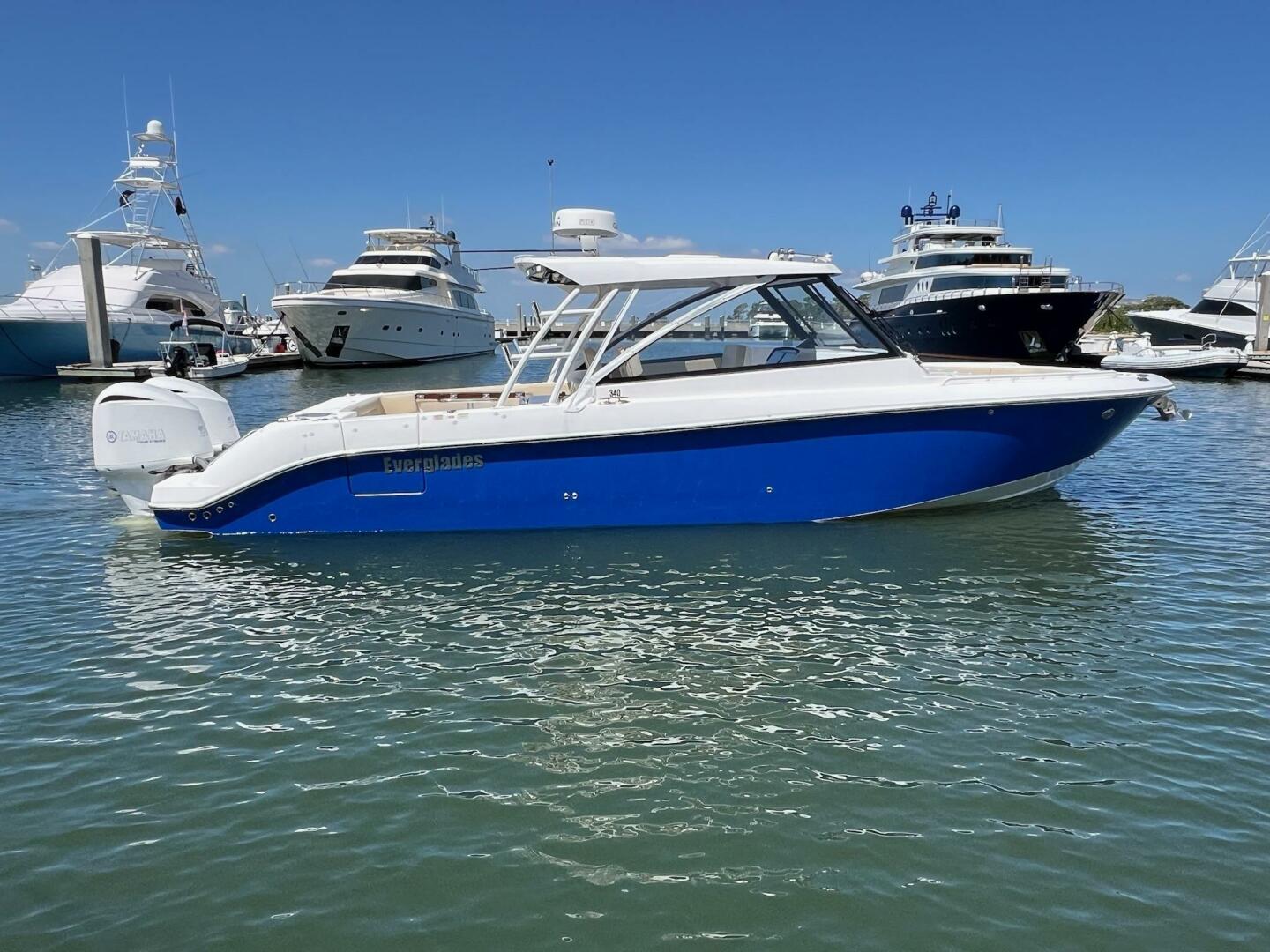 2019 Everglades 340 Dual Console - Image 29