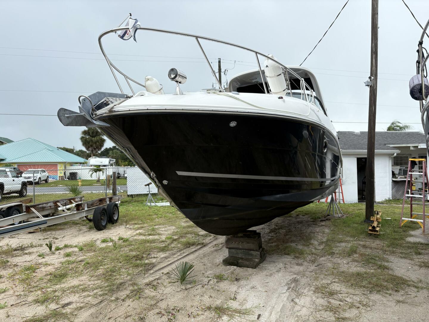 2012 Sea Ray 310 Sundancer - Image 4
