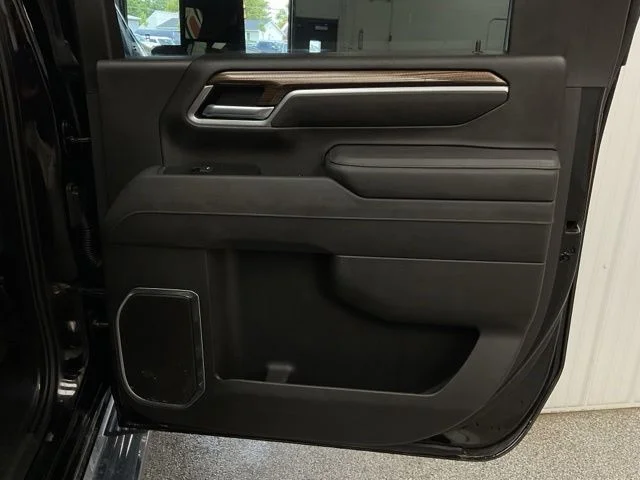 2025 Chevrolet Silverado 2500HD 4WD Crew Cab 159" LT - Image 23