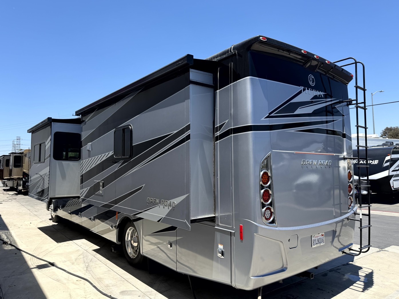 2022 Tiffin Open Road Allegro 34 PA - Image 5