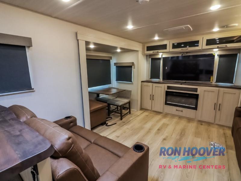 2026 FOREST RIVER 302RDBS - Image 11