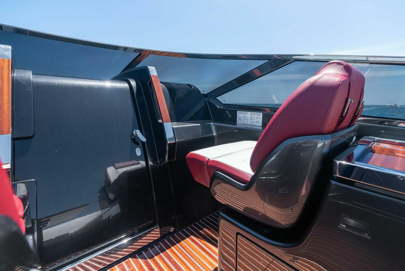2022 Riva Rivamare - Image 10